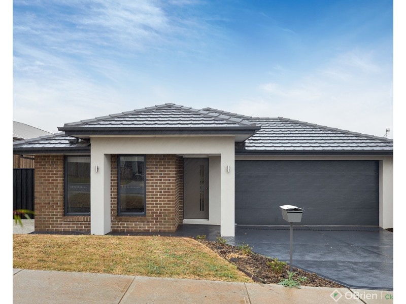 12 Hampton Drive, Warragul VIC 3820