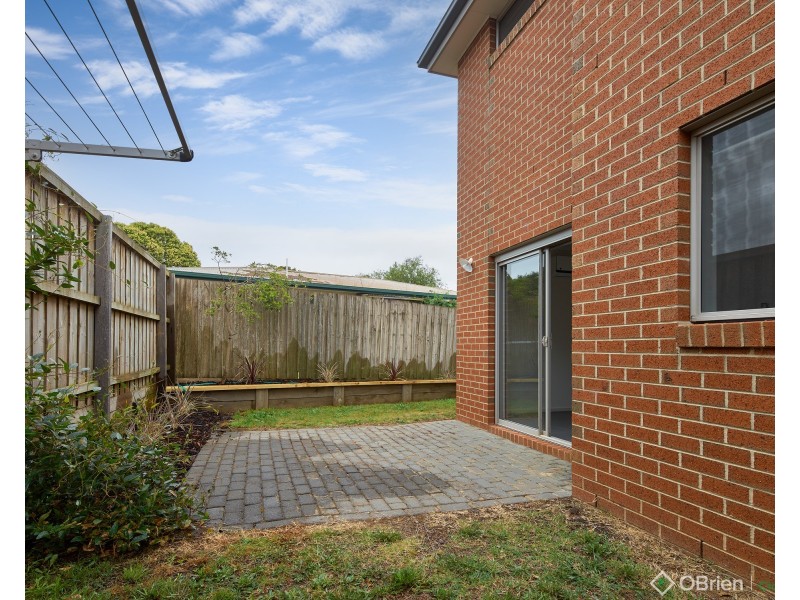 6/4 Hearn Street, Drouin VIC 3818