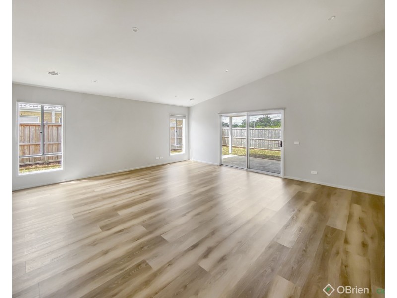 4 Winslow Crescent, Warragul VIC 3820