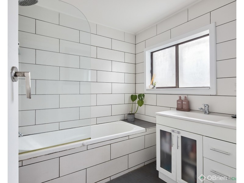 71 School Road, Trafalgar VIC 3824