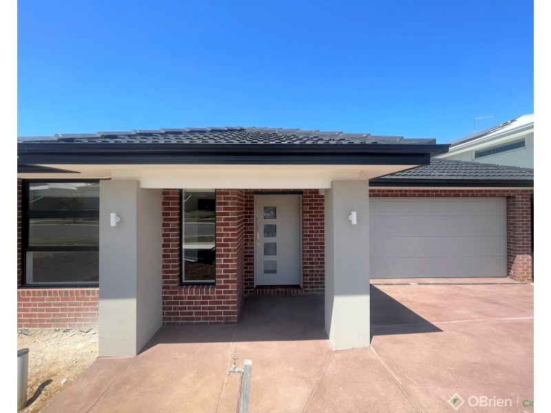13 Downton Street, Warragul VIC 3820