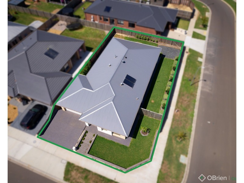 2 Cyathea Street, Drouin VIC 3818