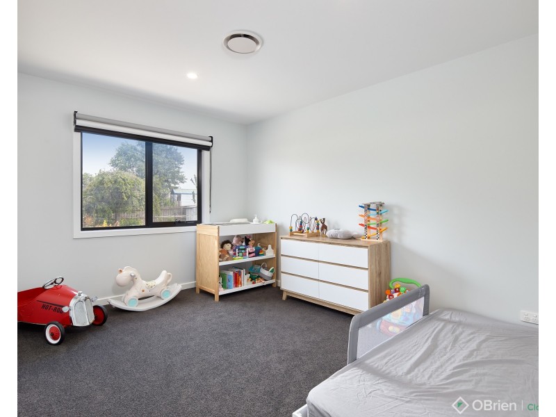 62 Lardner Road, Drouin VIC 3818