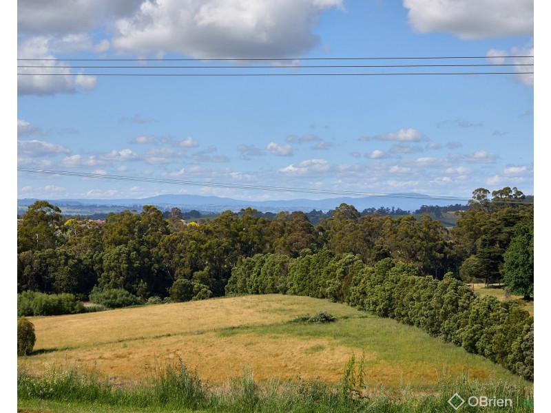 62 Lardner Road, Drouin VIC 3818