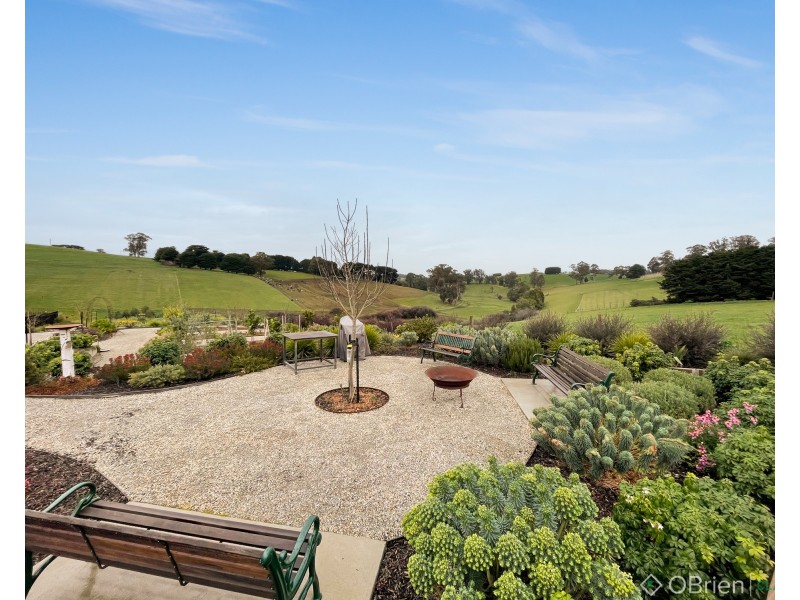 16 Von Mueller Drive, Neerim South VIC 3831