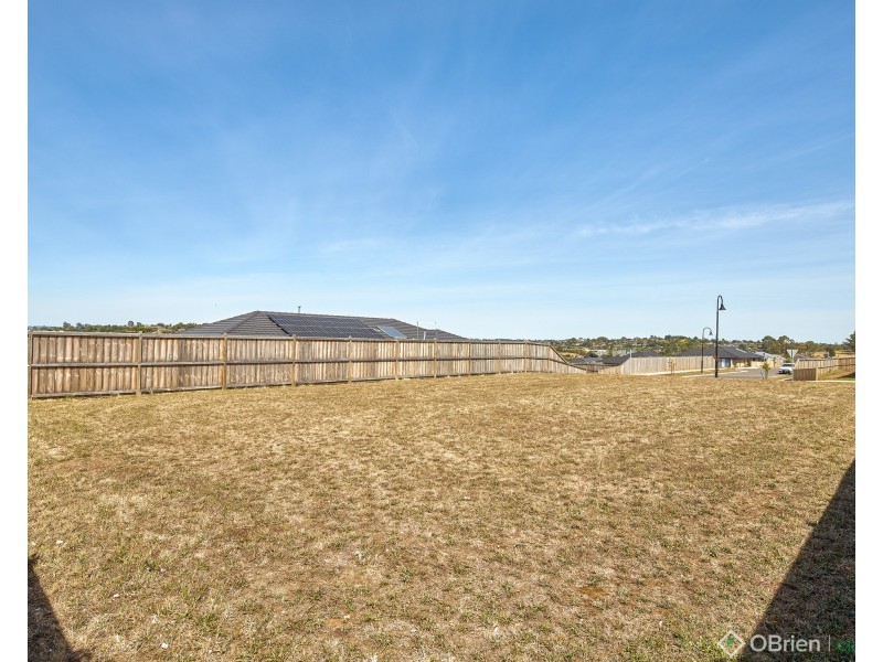 18 Mangrove Street, Warragul VIC 3820