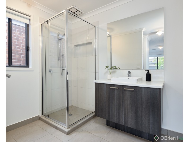 30 Meadowbrook Crescent, Warragul VIC 3820