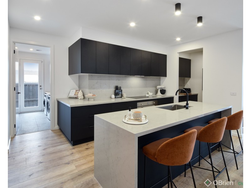 84 Willandra Circuit, Warragul VIC 3820