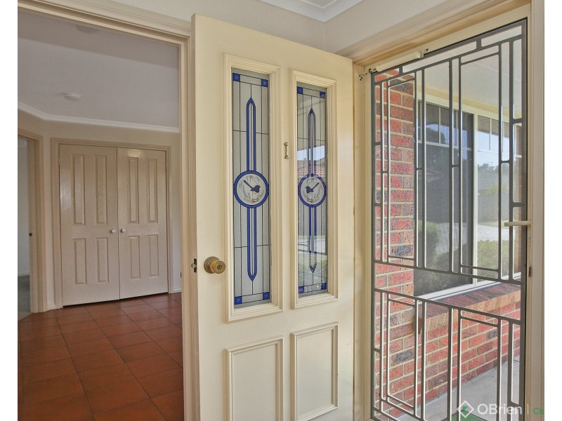 1/19 Janette Close, Warragul VIC 3820