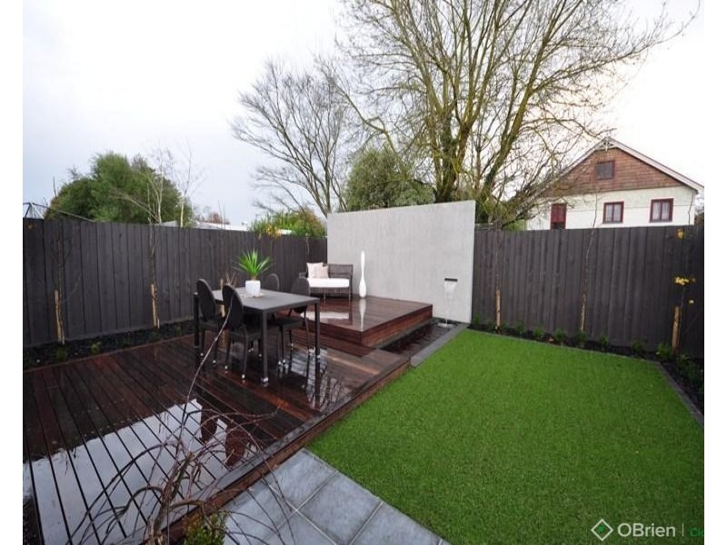21 Caton Street, Warragul VIC 3820