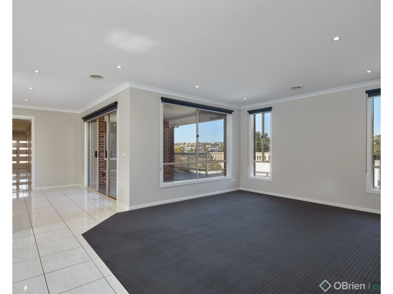 20 Monica Drive, Drouin VIC 3818