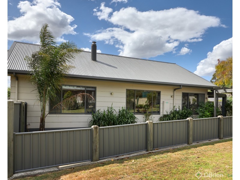 4 Moir Road, Trafalgar East VIC 3824