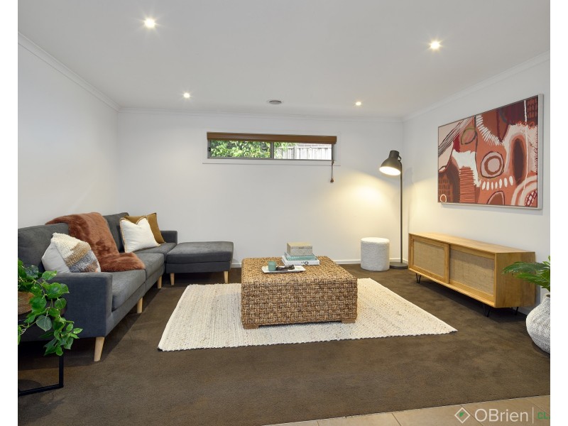 6 Empire Avenue, Drouin VIC 3818