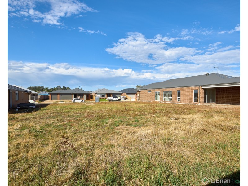 40 Franklin Avenue, Warragul VIC 3820