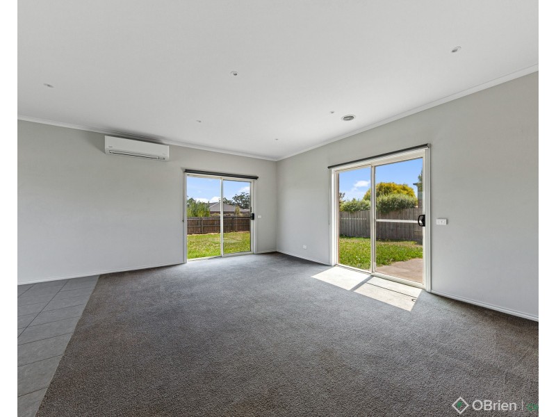 29 Clifford Drive, Drouin VIC 3818