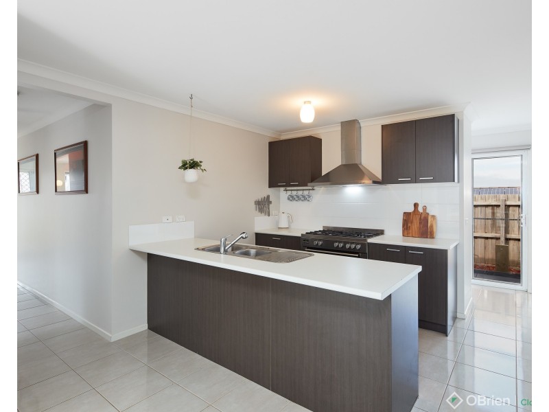 21 Skipton Street, Drouin VIC 3818