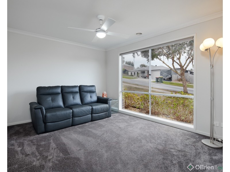 21 Skipton Street, Drouin VIC 3818