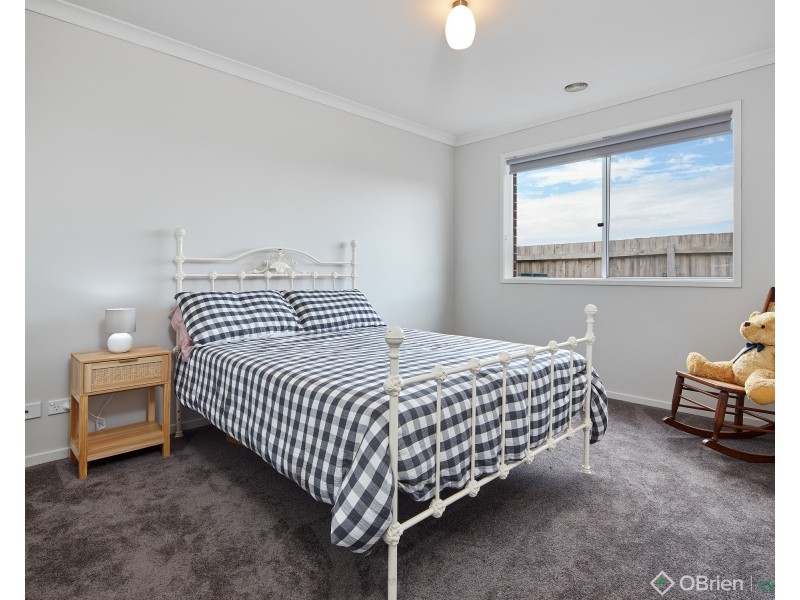 21 Skipton Street, Drouin VIC 3818