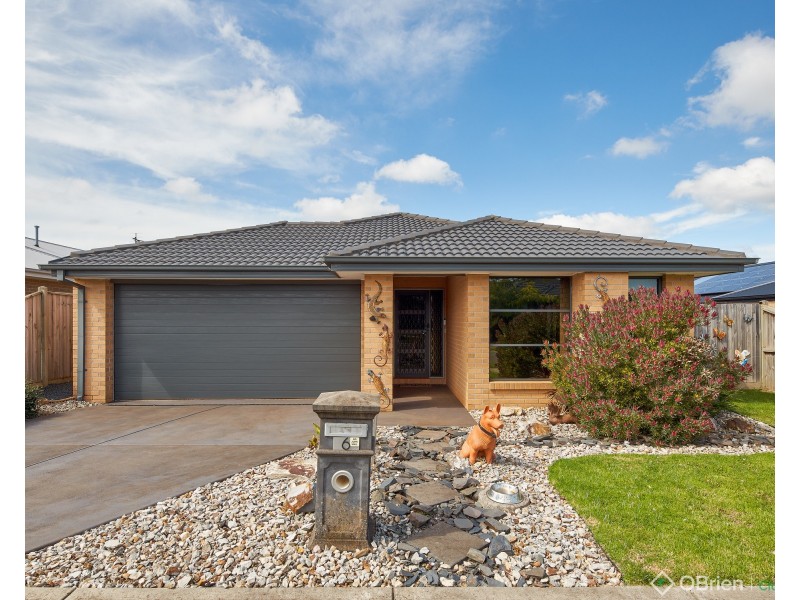 6 Ashdown Drive, Warragul VIC 3820