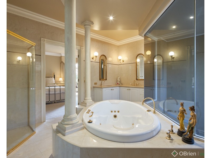 37 Banksia Street, Warragul VIC 3820