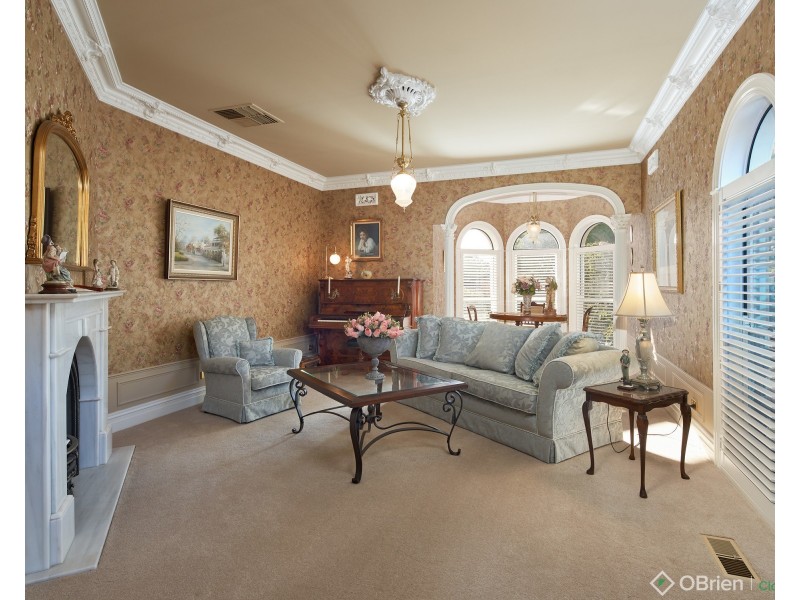 37 Banksia Street, Warragul VIC 3820