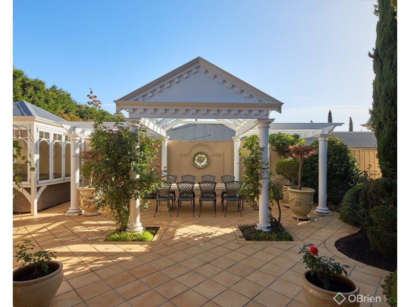 37 Banksia Street, Warragul VIC 3820