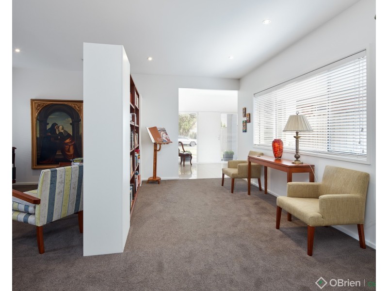13A Clifford Street, Warragul VIC 3820