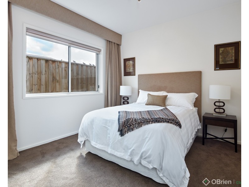 13A Clifford Street, Warragul VIC 3820
