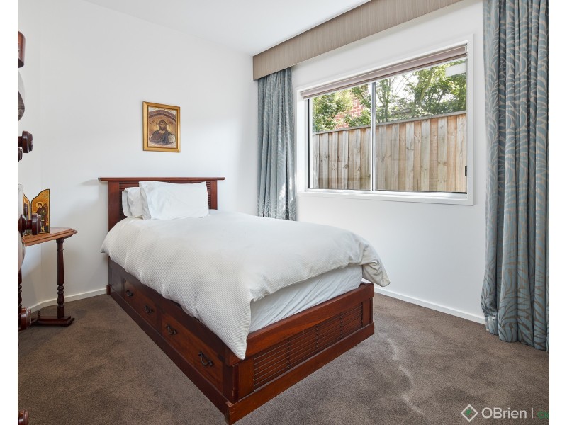 13A Clifford Street, Warragul VIC 3820