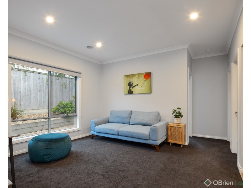 16 Bunyip Drive, Drouin VIC 3818