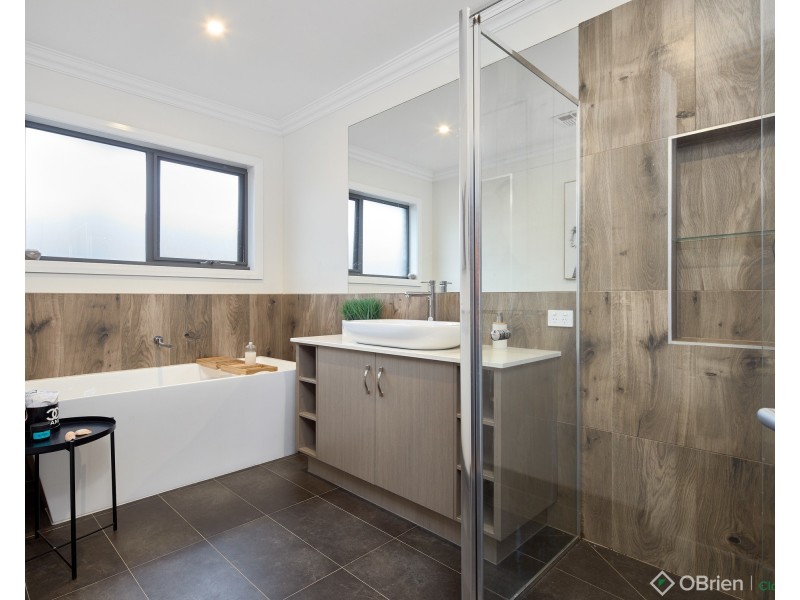 42 Collingwood Drive, Trafalgar VIC 3824