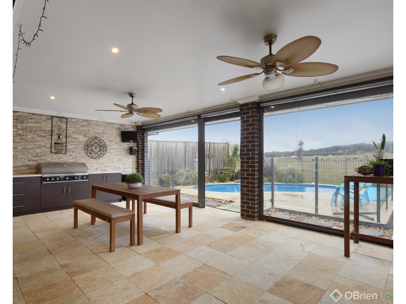 42 Collingwood Drive, Trafalgar VIC 3824