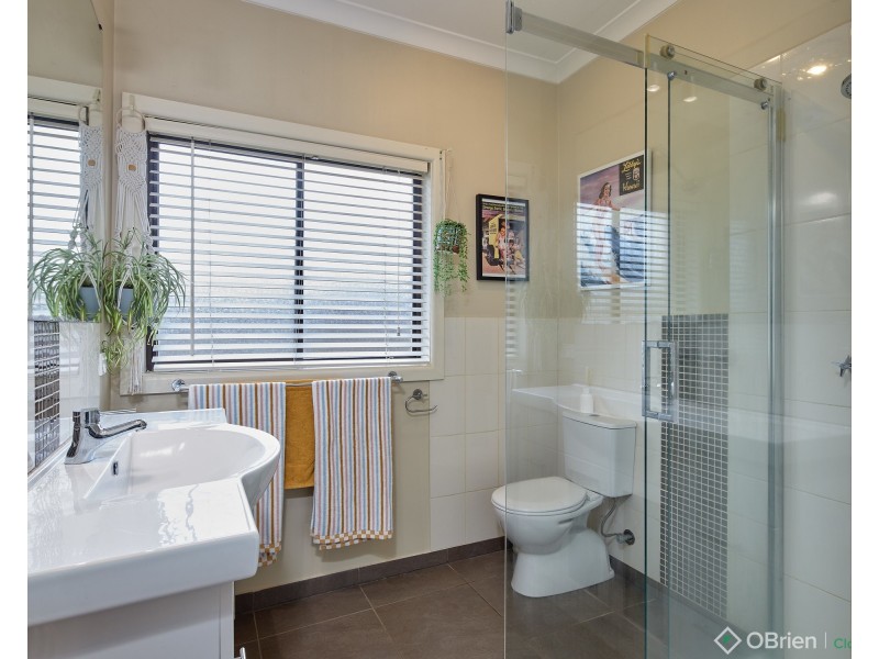 26 Kitchener Street, Trafalgar VIC 3824