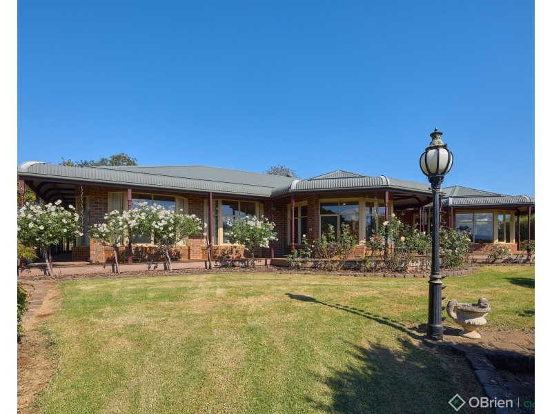 2A Greenland Drive, Drouin VIC 3818