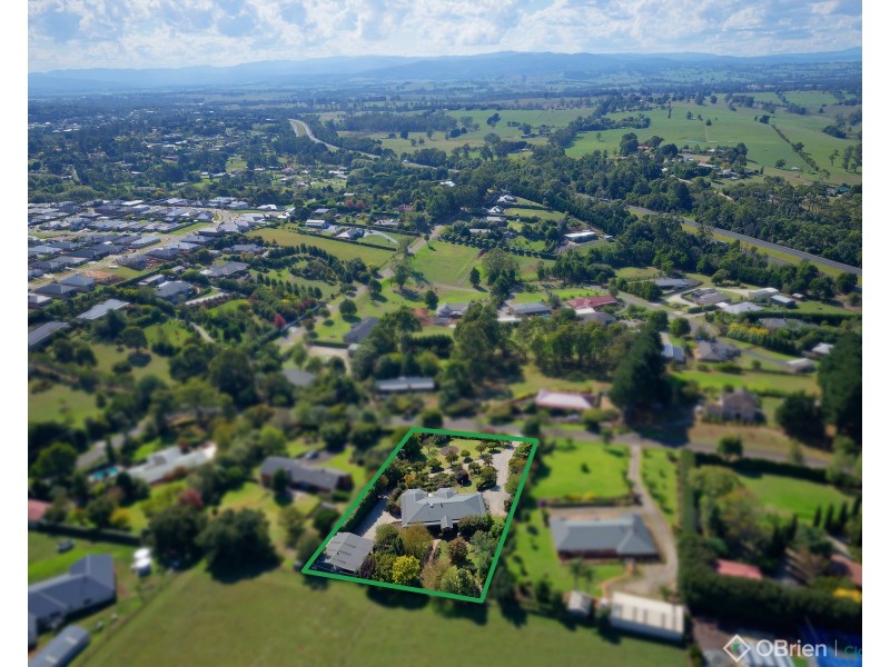 2A Greenland Drive, Drouin VIC 3818