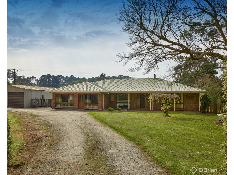 21 Dyall Road, Drouin VIC 3818