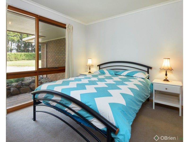 21 Dyall Road, Drouin VIC 3818