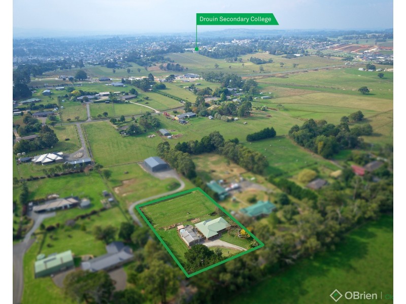 21 Dyall Road, Drouin VIC 3818
