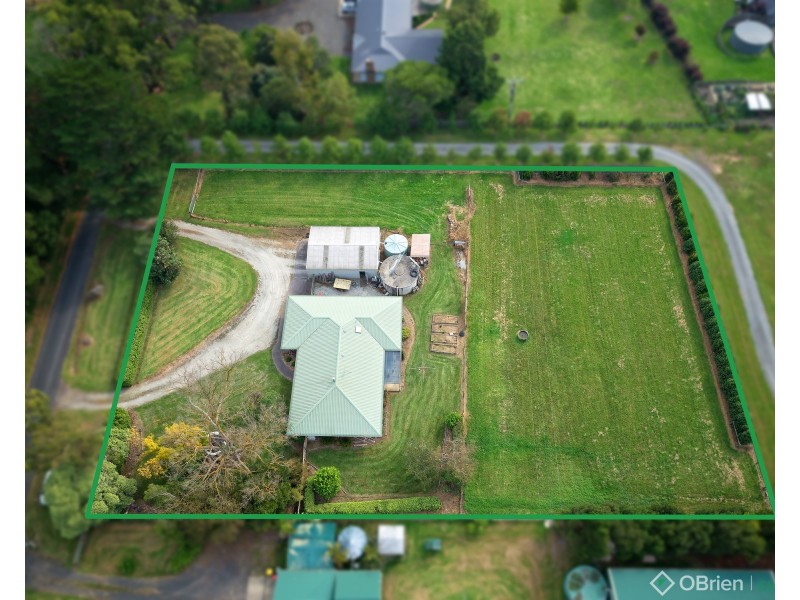 21 Dyall Road, Drouin VIC 3818