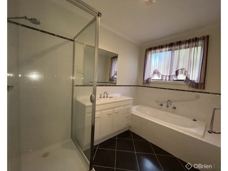 1a Neerim Street, Drouin VIC 3818