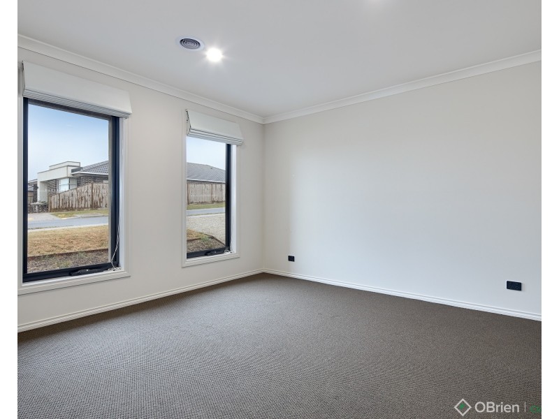 12 Hampton Drive, Warragul VIC 3820
