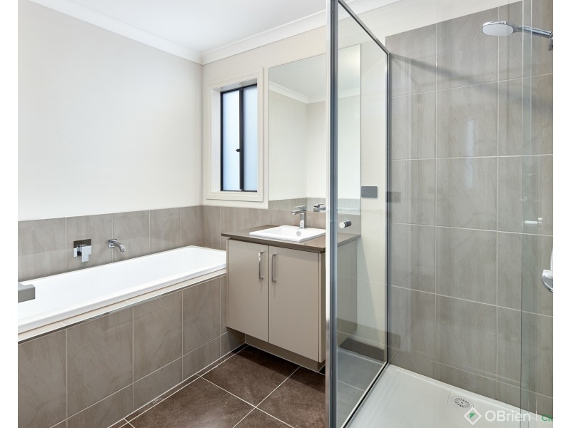 12 Hampton Drive, Warragul VIC 3820