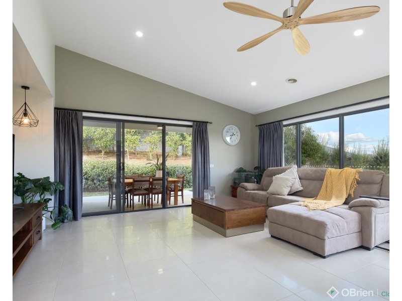 26 Limestone Court, Warragul VIC 3820