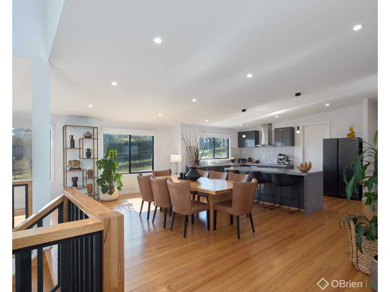 2 Bladen Street, Warragul VIC 3820