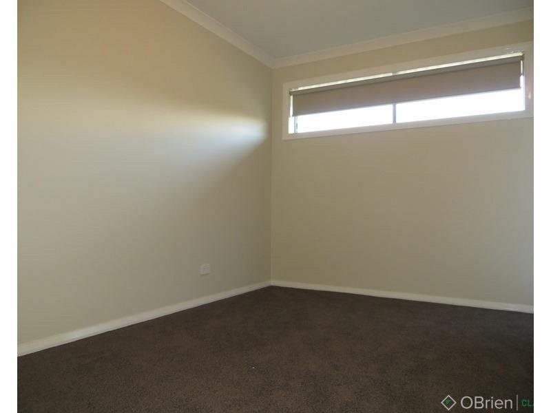 2/77 Burke Street, Warragul VIC 3820
