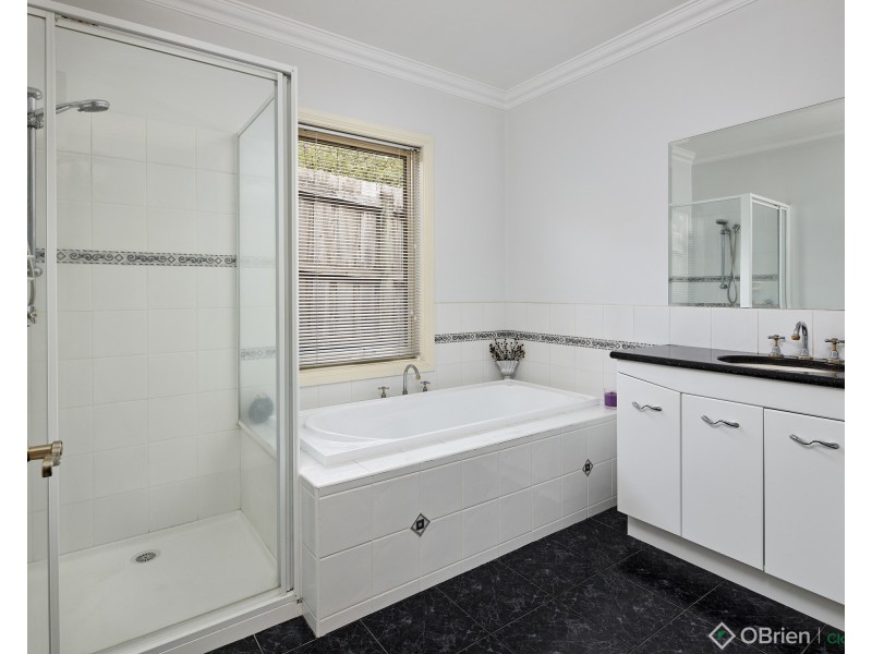 5 Nicolas Court, Warragul VIC 3820