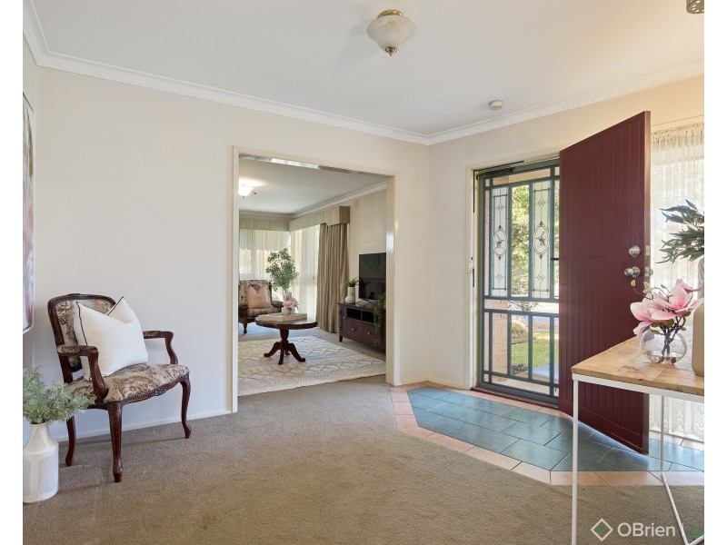 9 Boronia Street, Warragul VIC 3820