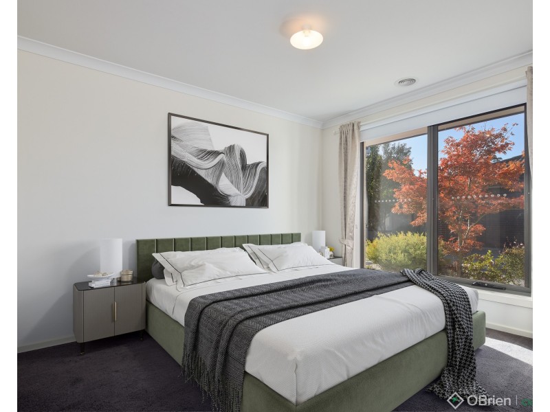 14/98 Lampard Road, Drouin VIC 3818