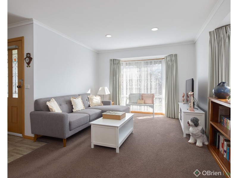 2/13 Eade Avenue, Warragul VIC 3820