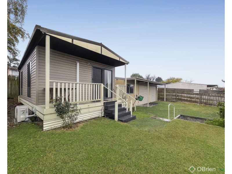 8 Wolff Street, Drouin VIC 3818